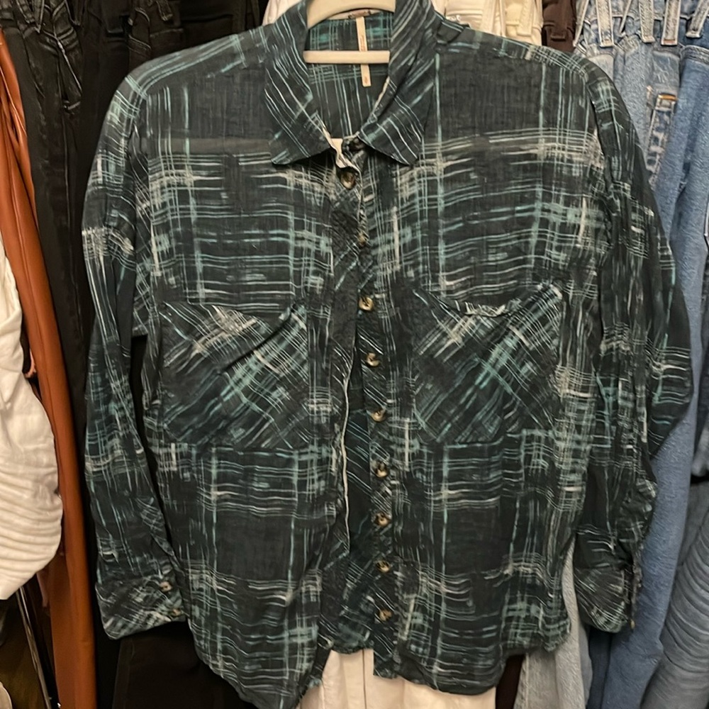 Free People button down top